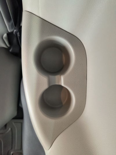 2024 Toyota Sienna XLE 8 Passenger