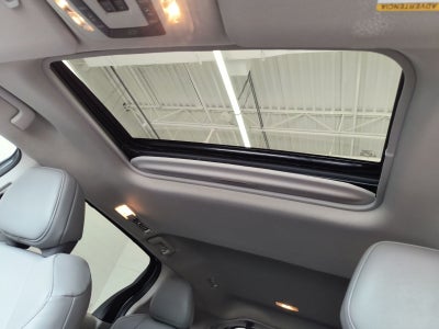 2024 Toyota Sienna XLE 8 Passenger