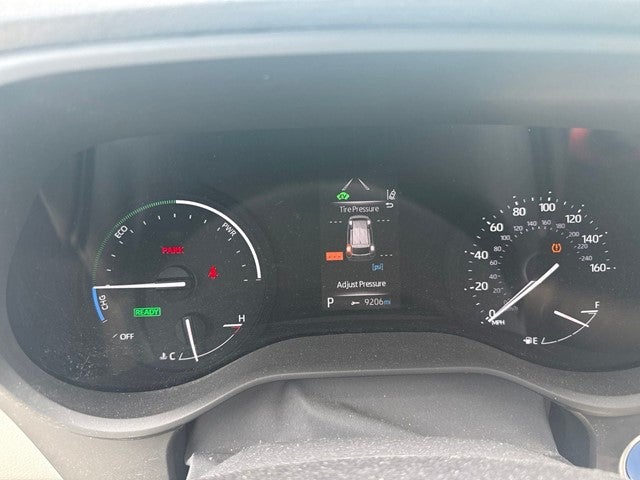 2024 Toyota Sienna XLE 8 Passenger