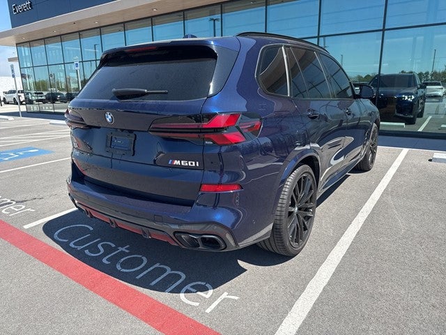2025 BMW X5 M60i