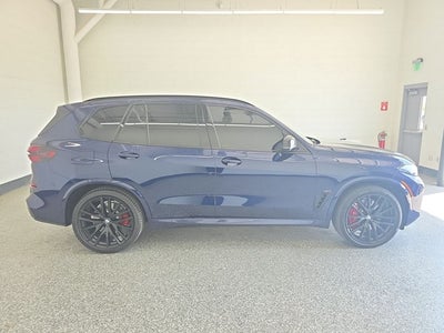2025 BMW X5 M60i