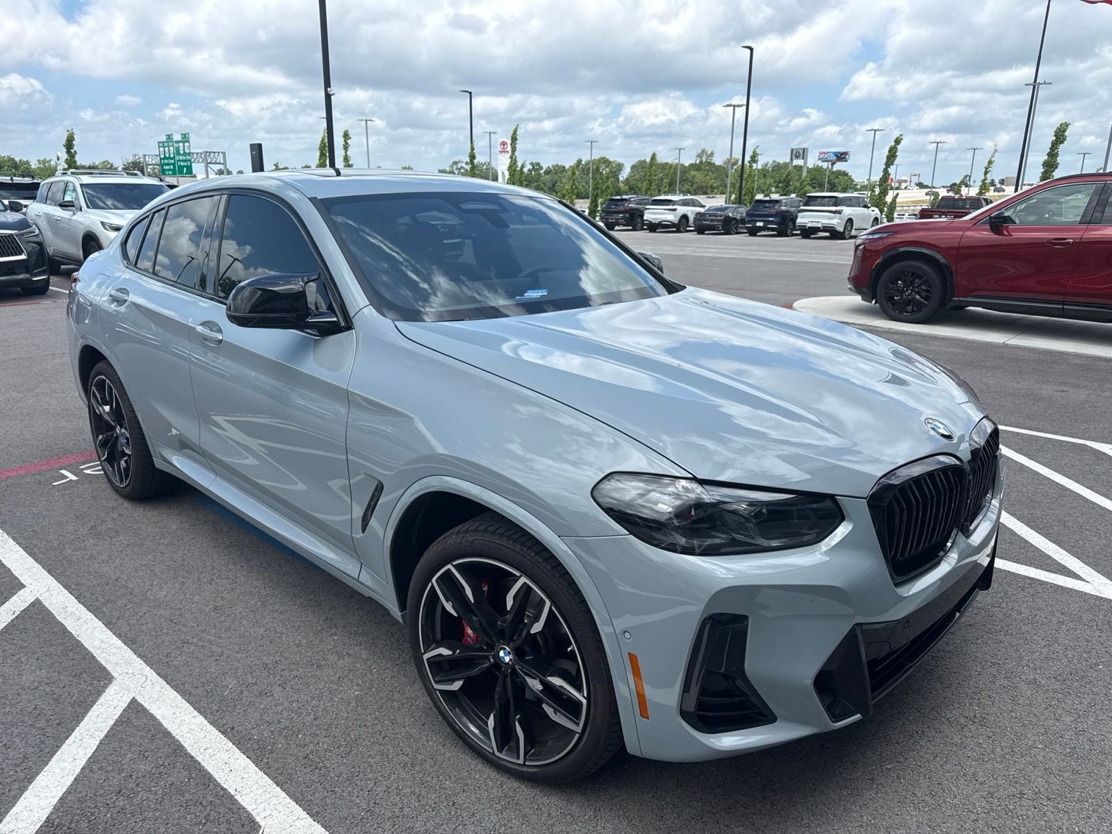 2025 BMW X4 M40i