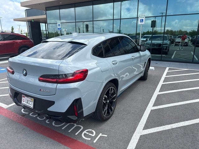 2025 BMW X4 M40i