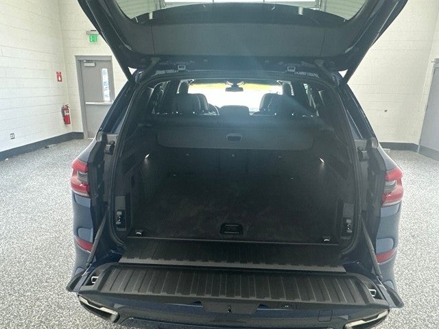 2023 BMW X5 M50i