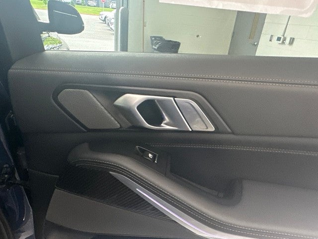 2023 BMW X5 M50i