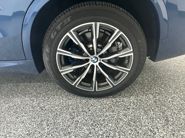2023 BMW X5 M50i