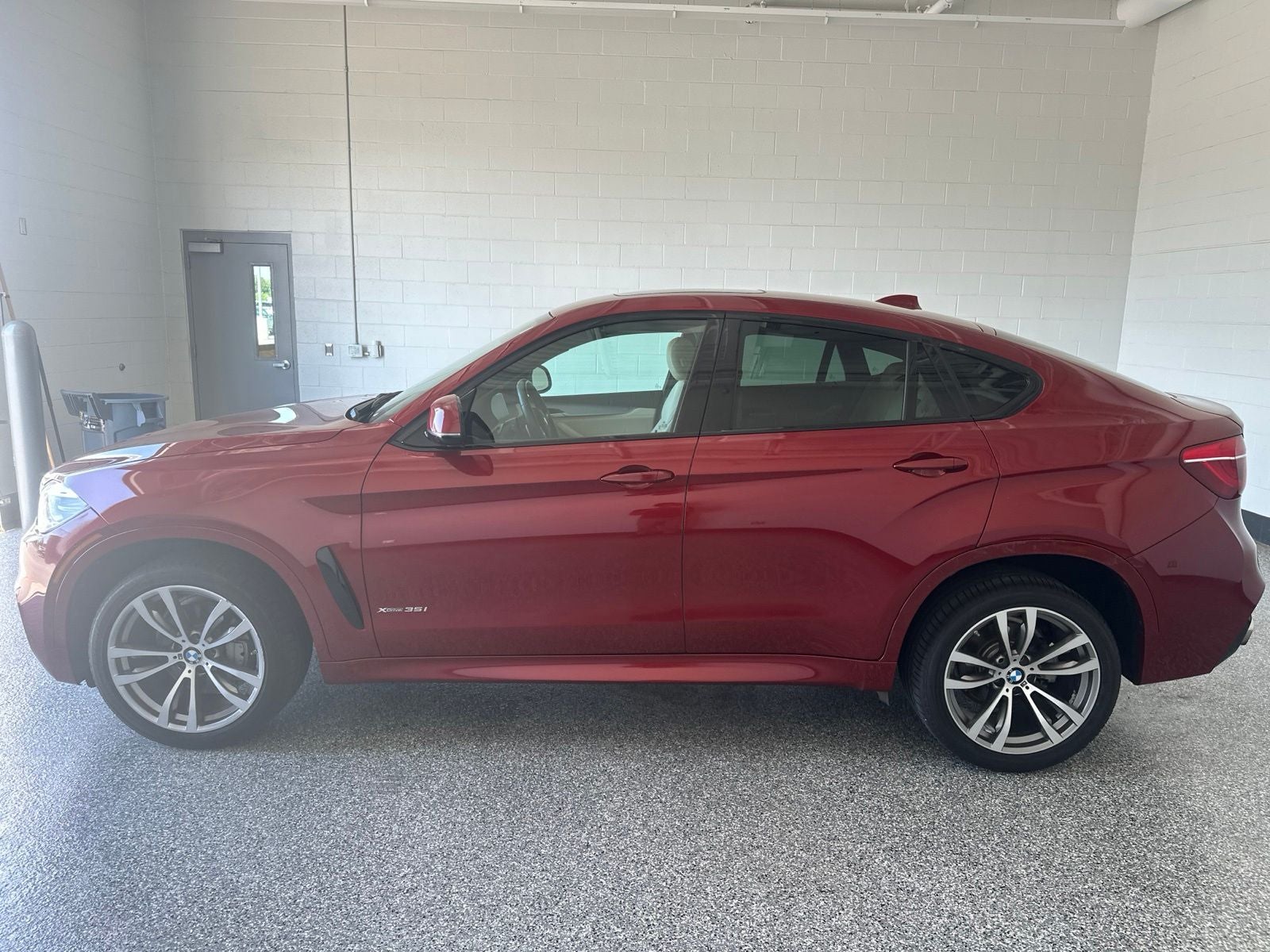 2016 BMW X6 xDrive35i