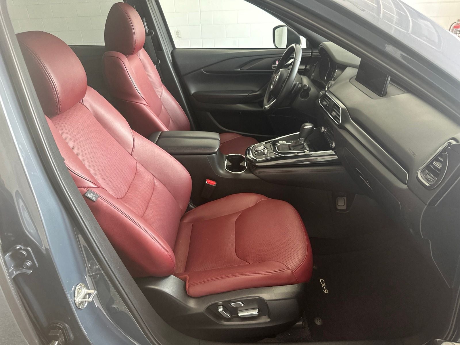 2023 Mazda Mazda CX-9 Carbon Edition