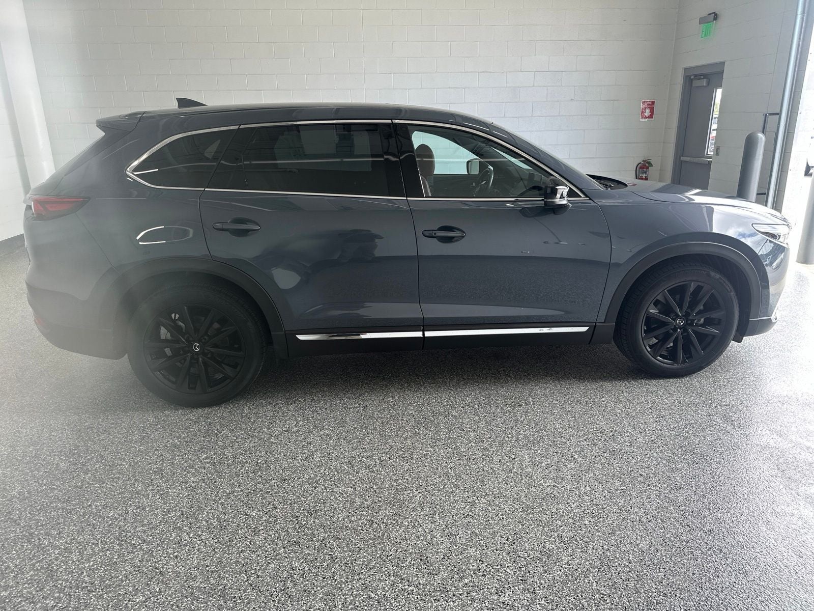 2023 Mazda Mazda CX-9 Carbon Edition