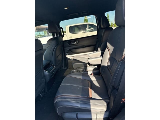 2025 Nissan Armada SL