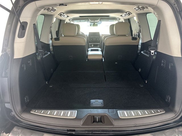 2023 INFINITI QX80 Premium Select
