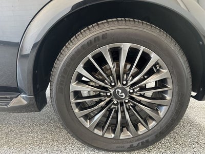 2023 INFINITI QX80 Premium Select