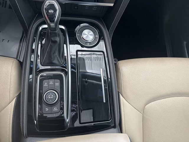 2023 INFINITI QX80 Premium Select