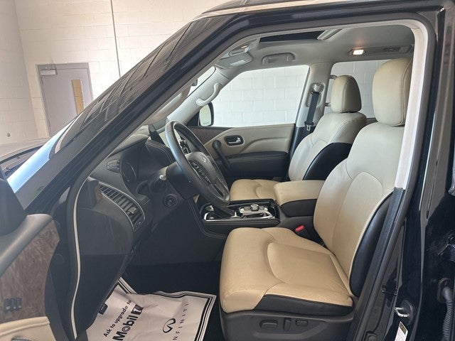 2023 INFINITI QX80 Premium Select