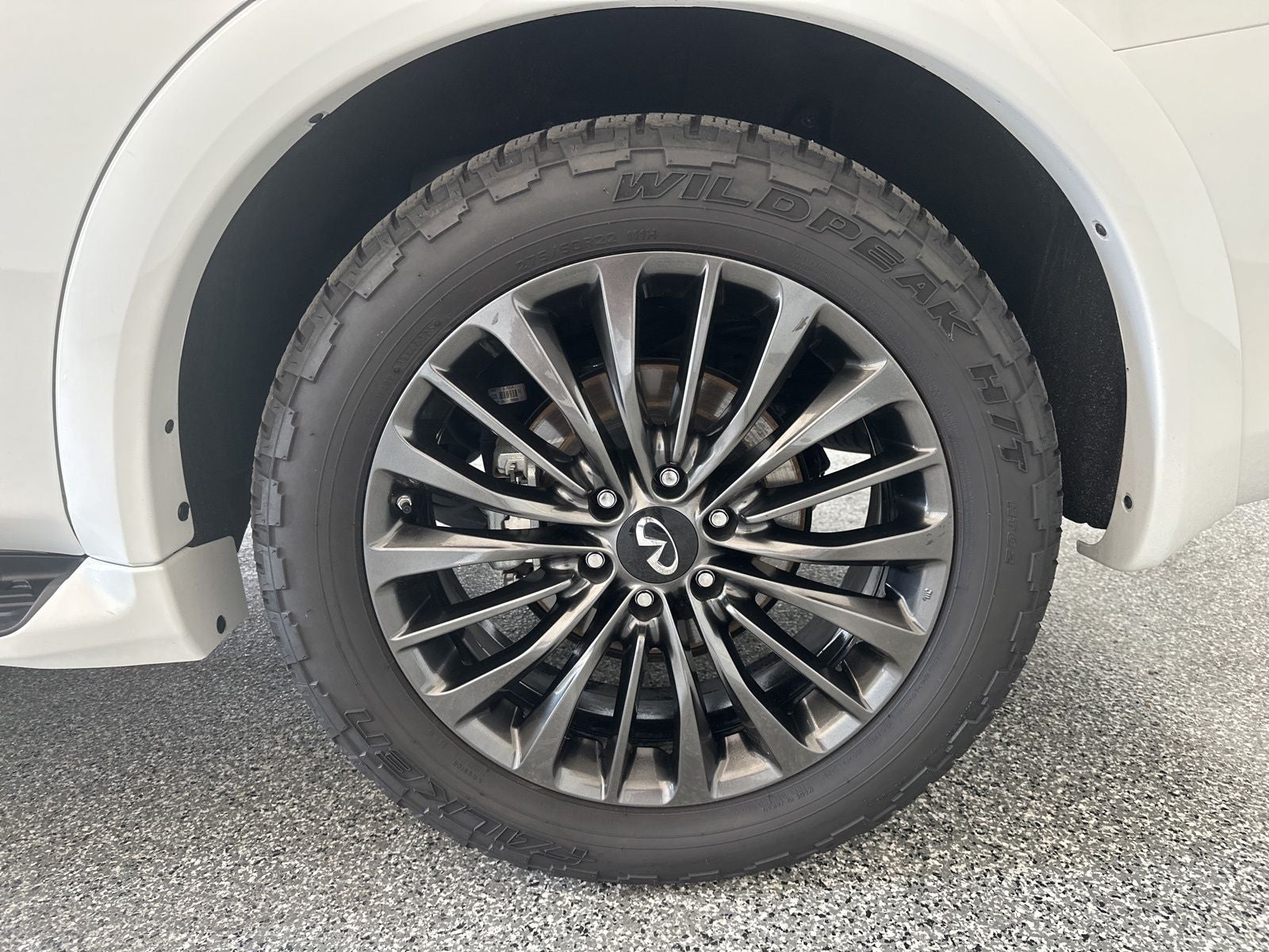 2023 INFINITI QX80 Sensory
