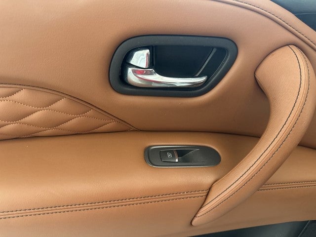 2023 INFINITI QX80 Sensory