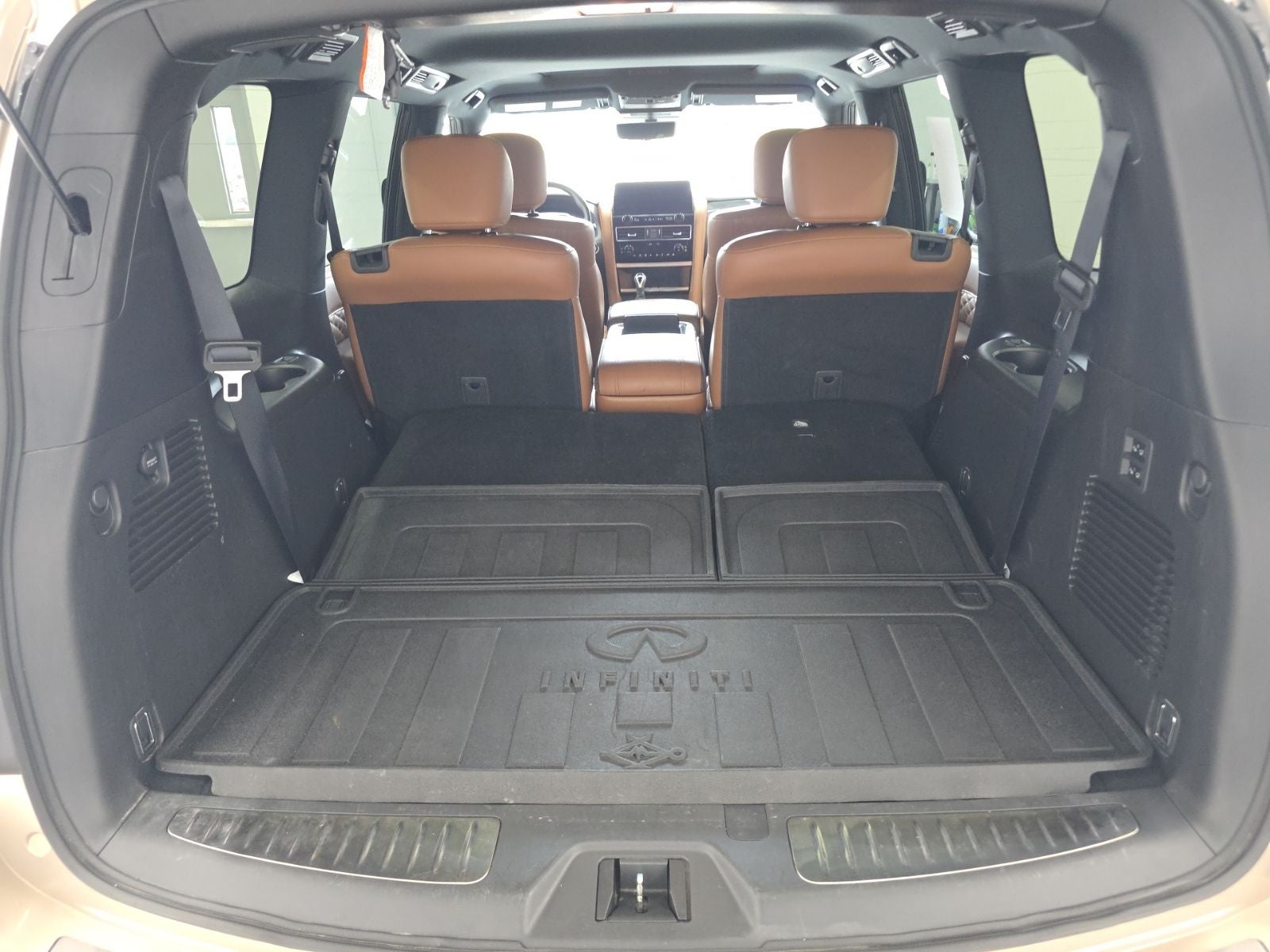 2024 INFINITI QX80 Sensory