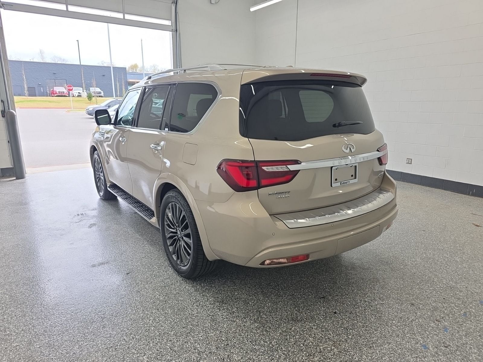 2024 INFINITI QX80 Sensory