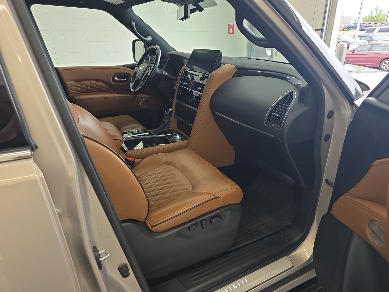 2024 INFINITI QX80 Sensory