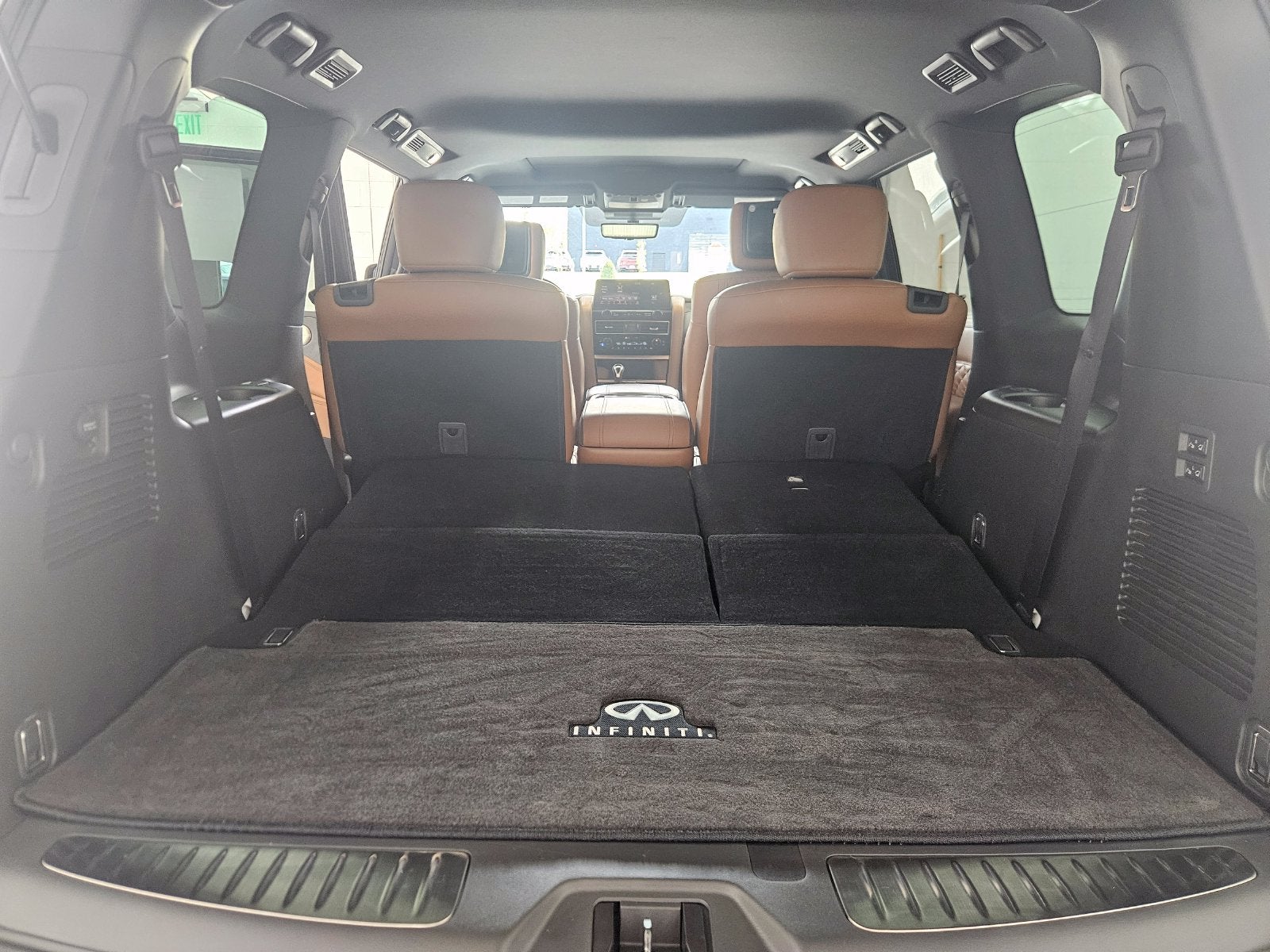 2023 INFINITI QX80 Sensory