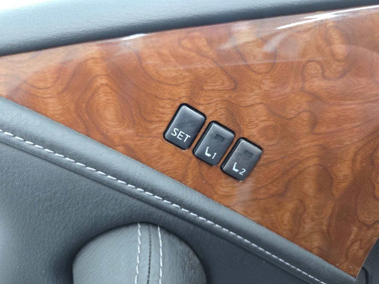 2018 INFINITI QX80 Base