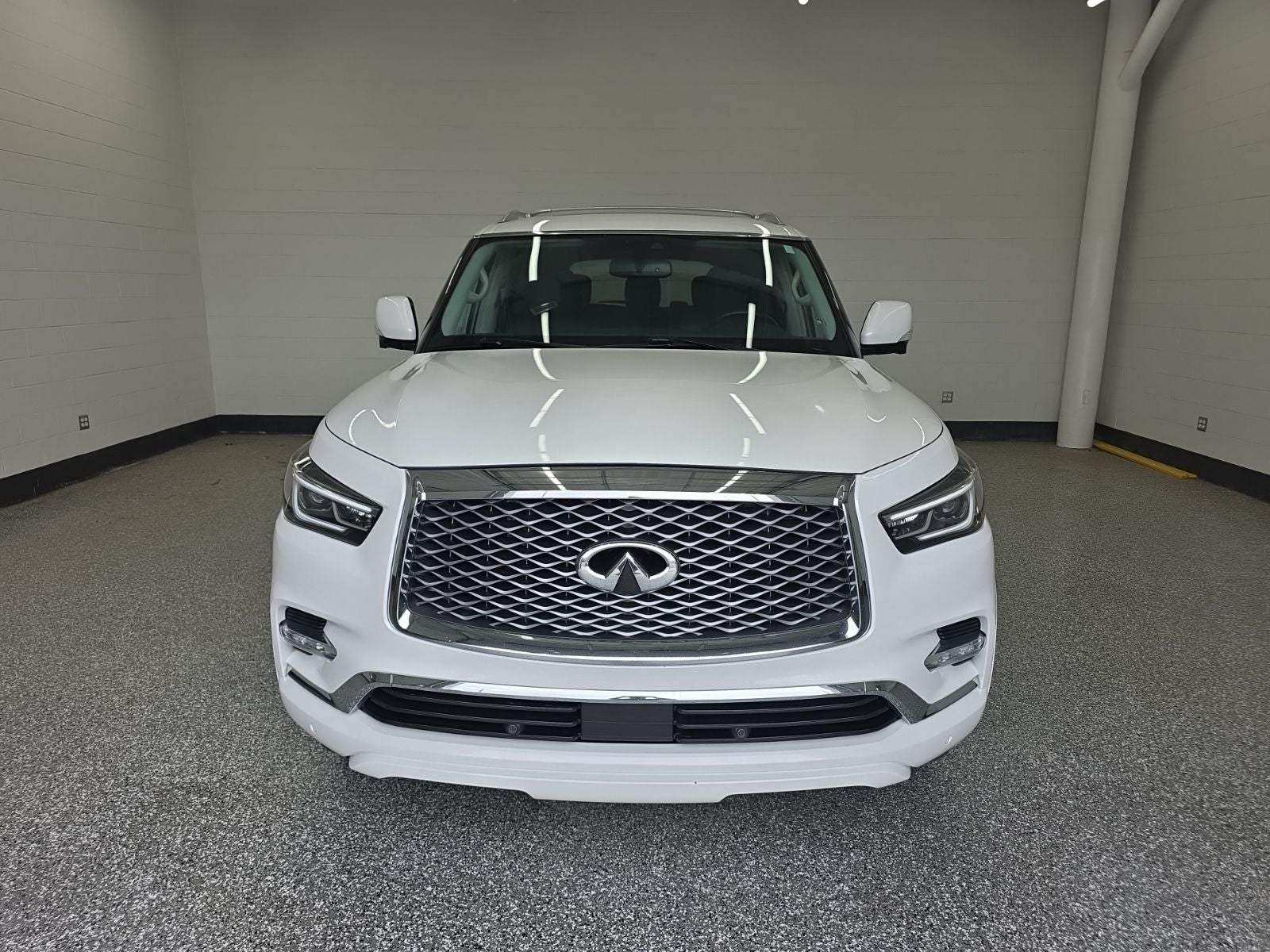 2018 INFINITI QX80 Base
