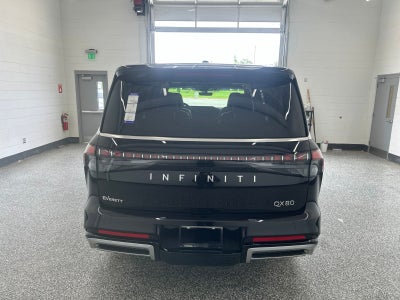 2026 INFINITI QX80 LUXE