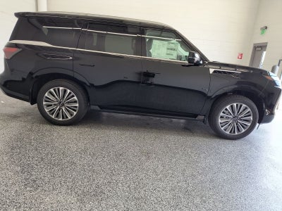 2027 INFINITI QX80 LUXE