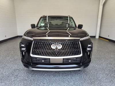 2027 INFINITI QX80 LUXE