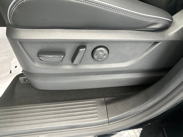 2027 INFINITI QX80 LUXE