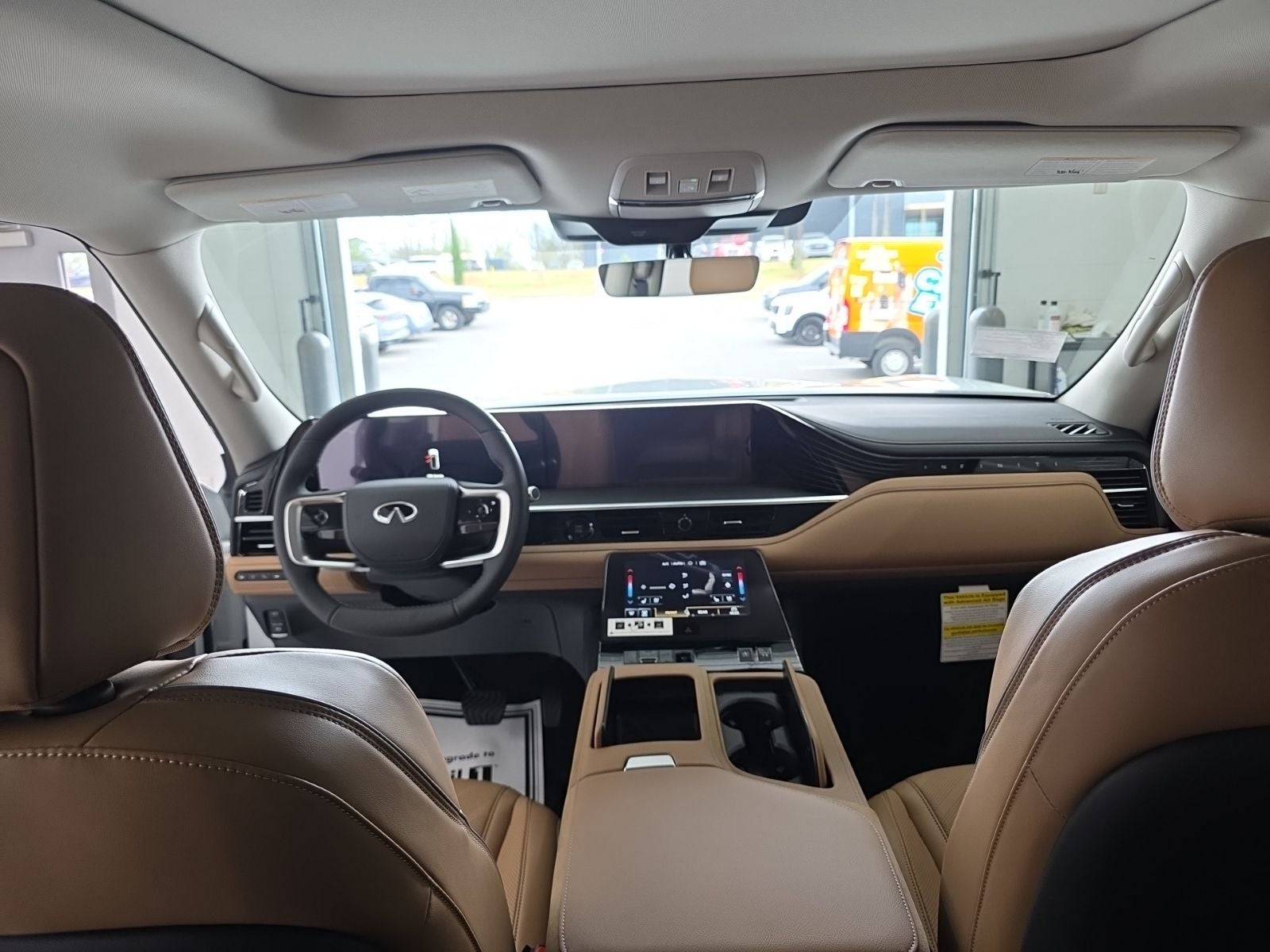 2026 INFINITI QX80 LUXE