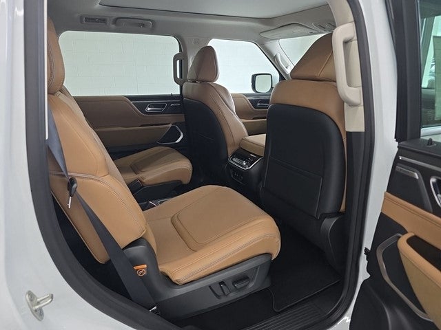 2026 INFINITI QX80 LUXE