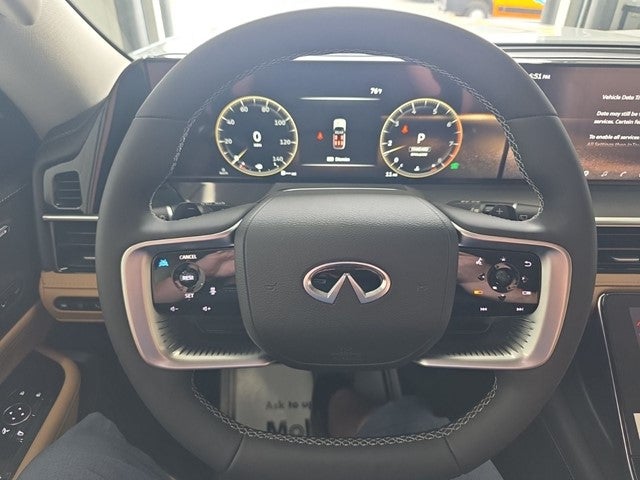 2026 INFINITI QX80 LUXE