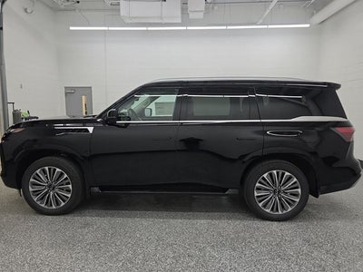 2026 INFINITI QX80 LUXE