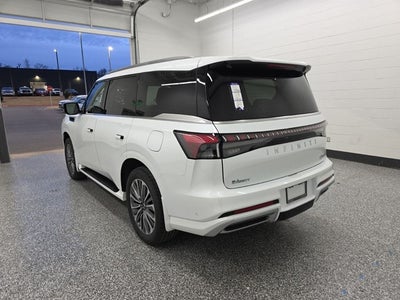 2026 INFINITI QX80 LUXE