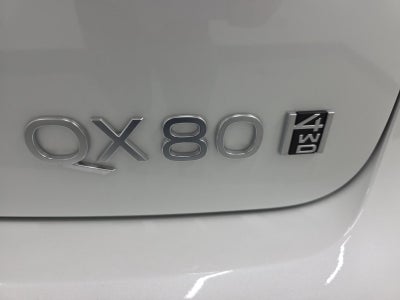 2026 INFINITI QX80 LUXE