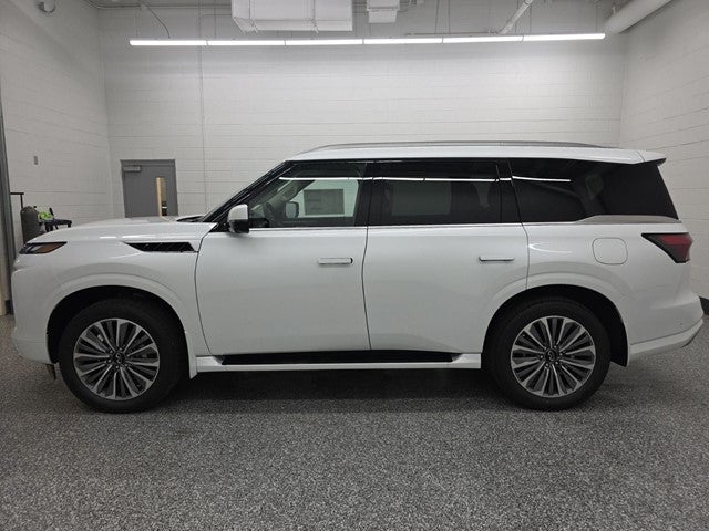 2026 INFINITI QX80 LUXE