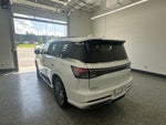 2027 INFINITI QX80 LUXE