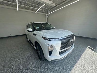2027 INFINITI QX80 LUXE