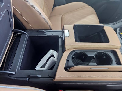 2027 INFINITI QX80 LUXE