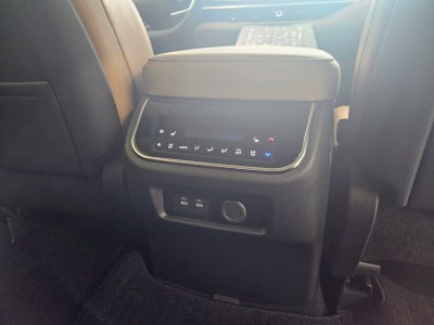 2027 INFINITI QX80 LUXE