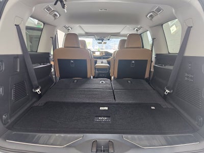 2027 INFINITI QX80 LUXE