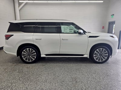 2027 INFINITI QX80 LUXE