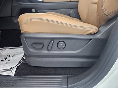 2027 INFINITI QX80 LUXE