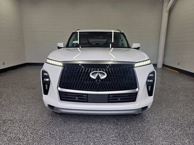 2027 INFINITI QX80 LUXE