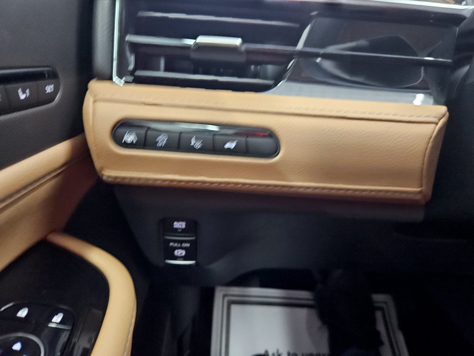 2027 INFINITI QX80 LUXE