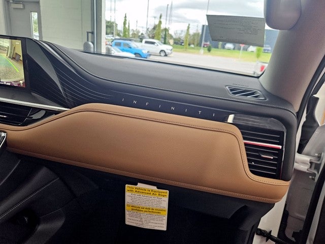 2027 INFINITI QX80 LUXE