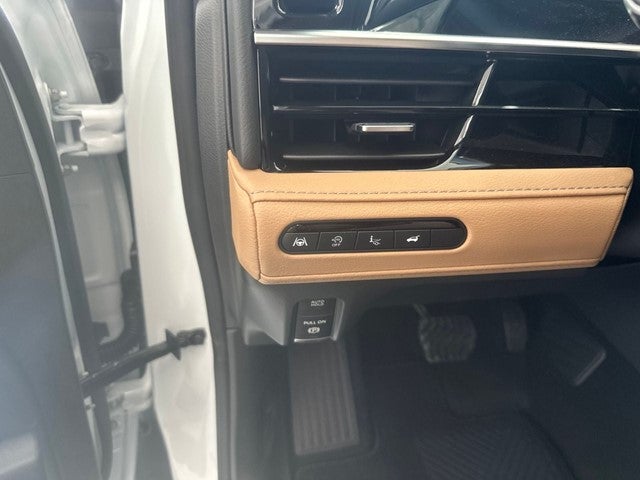 2027 INFINITI QX80 LUXE
