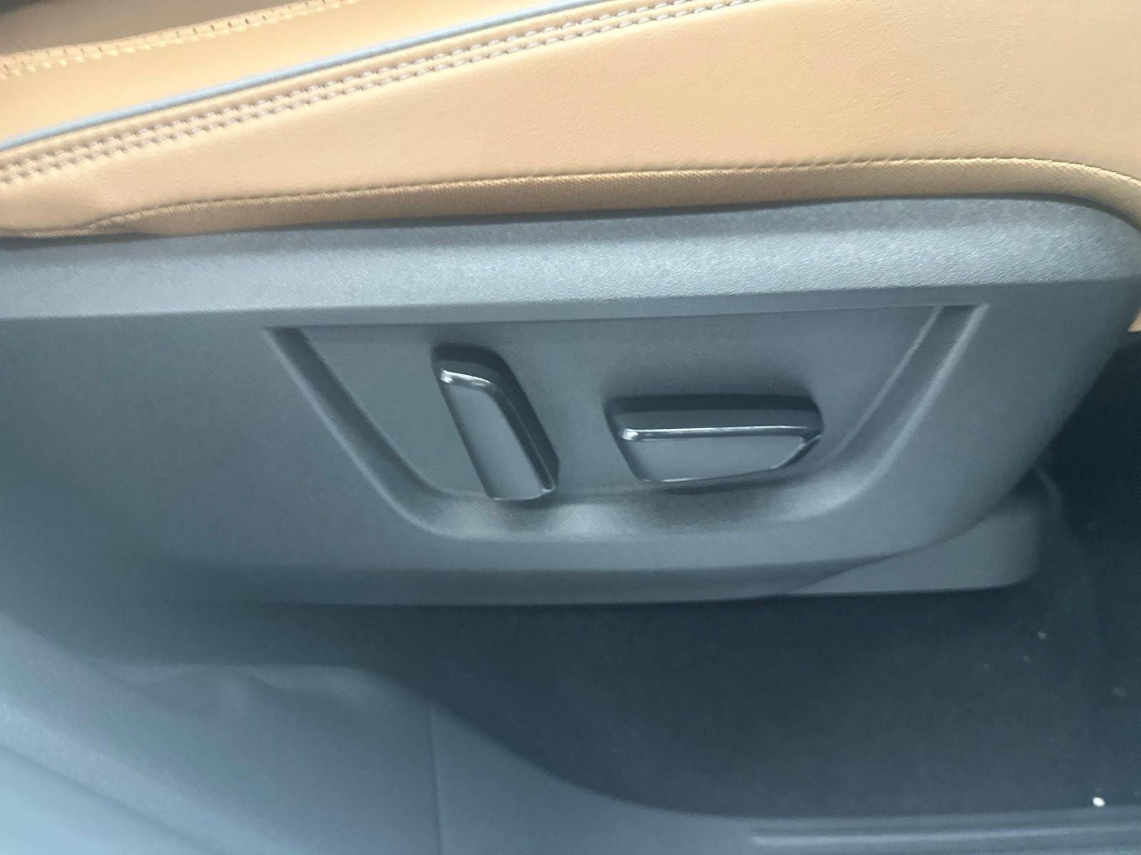 2027 INFINITI QX80 LUXE
