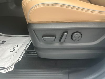 2027 INFINITI QX80 LUXE
